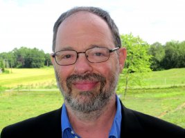 Expert Interview: Shel Horowitz, author of Green And Profitable